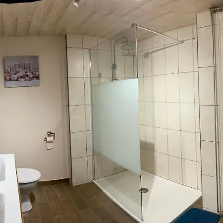 Holiday home Le Bol D'air Puilly-et-Charbeaux